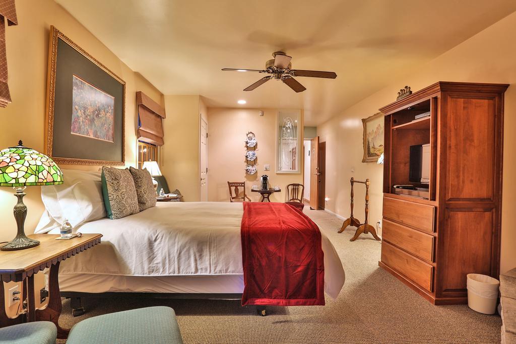 Alpenhorn Bed And Breakfast Big Bear Lake Exterior foto